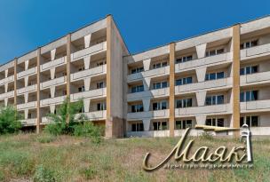 Участок с выходом к Днепру.