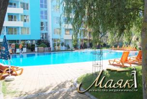 Продается просторный апартамент с одной спальней, площадью 73 кв