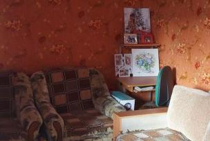 продам 2-к.кв.8/9, Героев 93-й бр,ПЕРЕКРЕСТОК