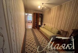 продам 2-к.кв.Осипенковский мкрн. ул. Зестафонская