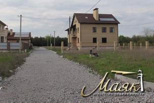 Участок в лесу.