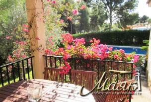 Продается к продаже дом с бассейном  в Накере, в 15 минутах от Валенсии и в 10 от моря