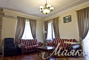 Продаж елітного 2-поверхового будинку 