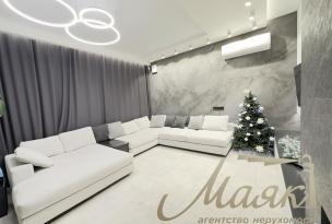 Продаж 2-поверхового будинку 