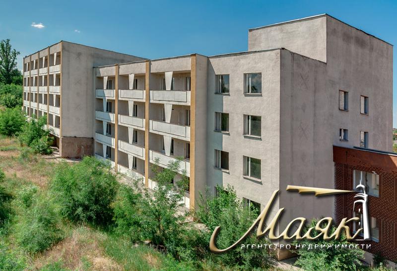 Участок с выходом к Днепру.