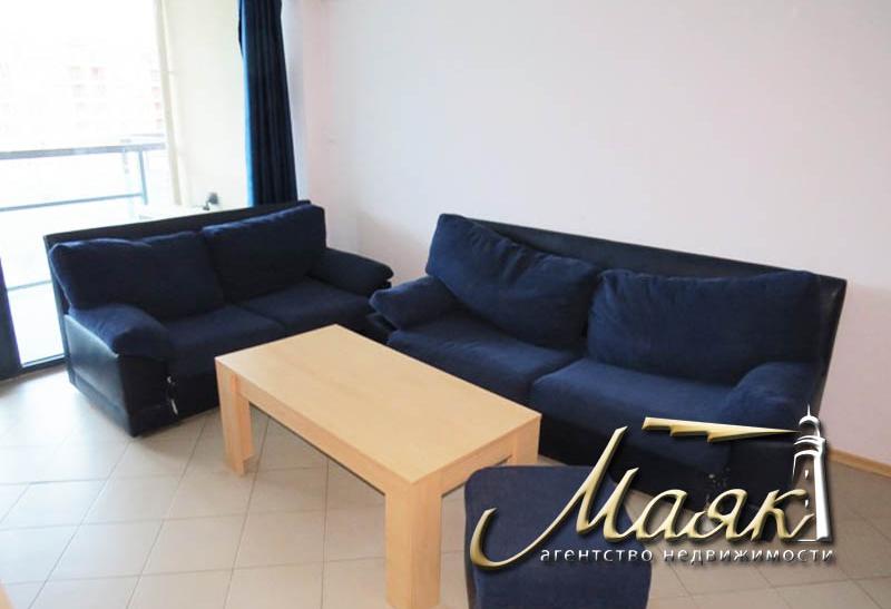 Предлагается к продаже светлая и просторная двухкомнатная квартира