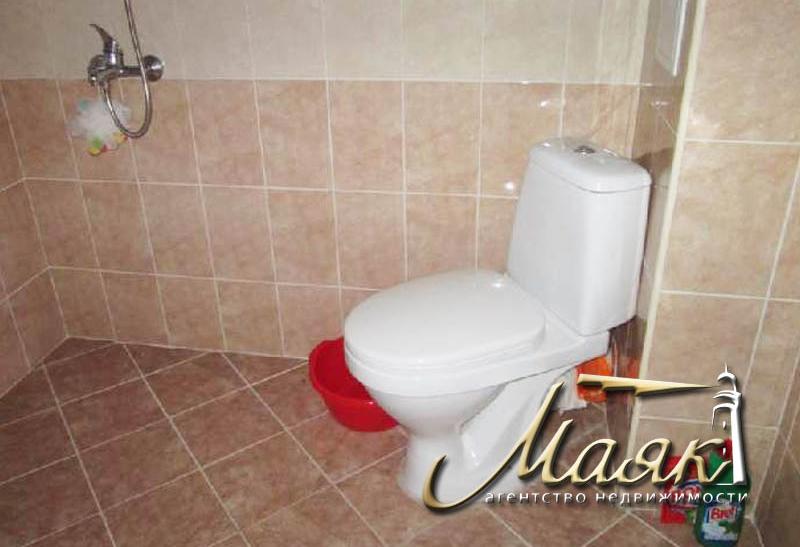 Предлагается к продаже уютная квартира-студия с видом на прекрасный сад