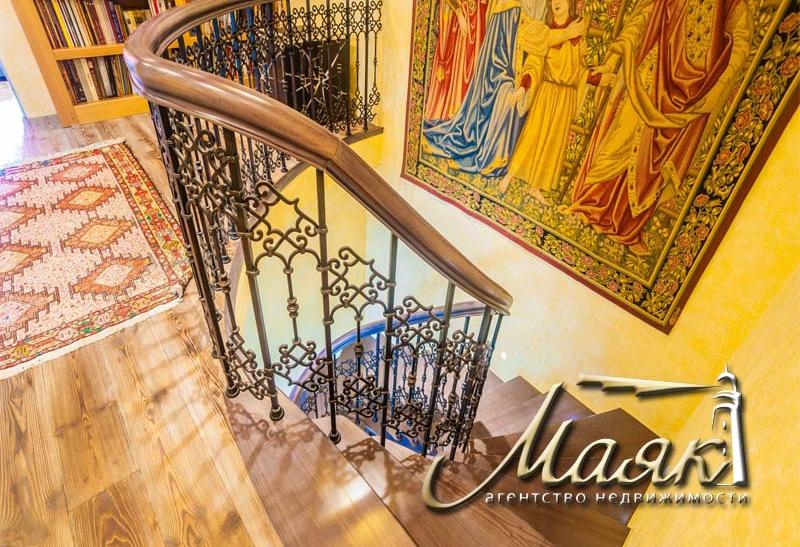 Двухуровневая квартира в элитном, охраняемом коттеджном поселке.