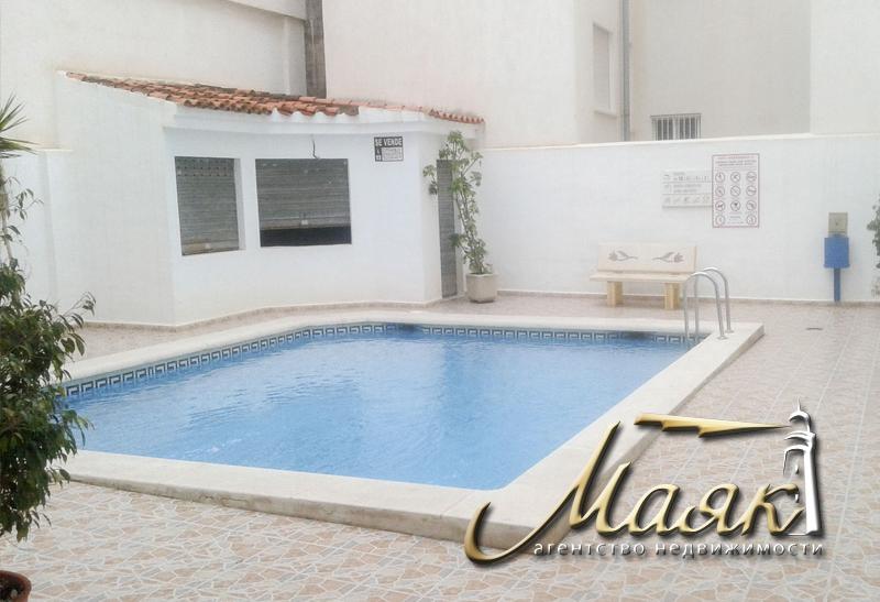 Продается студия 28 м2 в Торревьехе на первом этаже