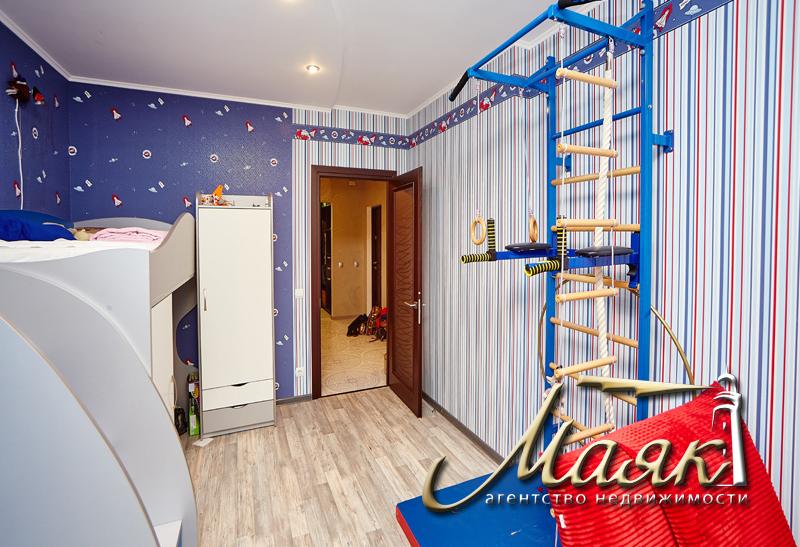 Предлагается к продаже 3-х комнатная квартира.