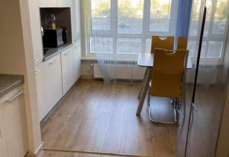 Продажа 2-комнатной квартиры на Южном