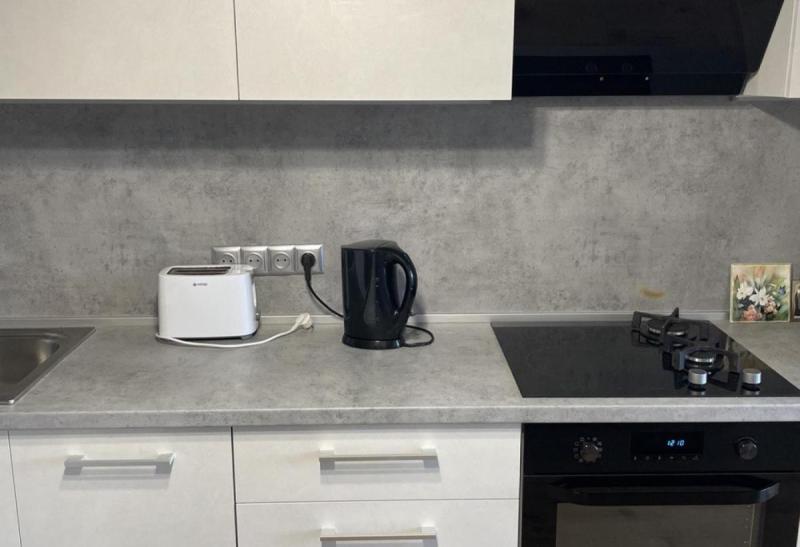 Продажа 2-комнатной квартиры на Южном