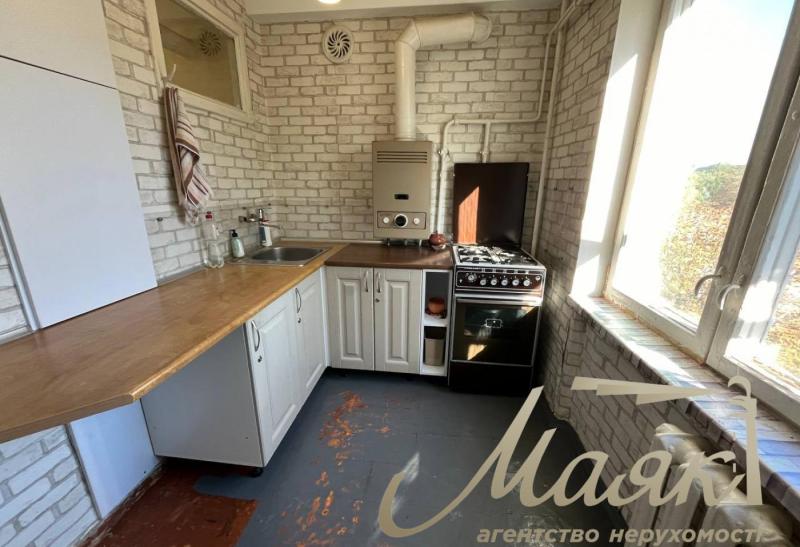 продам 2-к.кв.Правий берег,вул.Щаслива,Правобереж.ринок