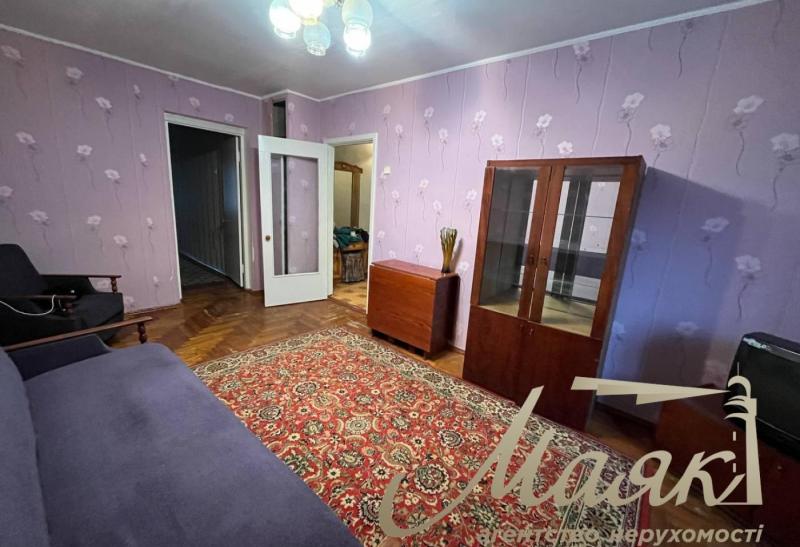 продам 2-к.кв.Осипенковский мкрн. ул. Зестафонская