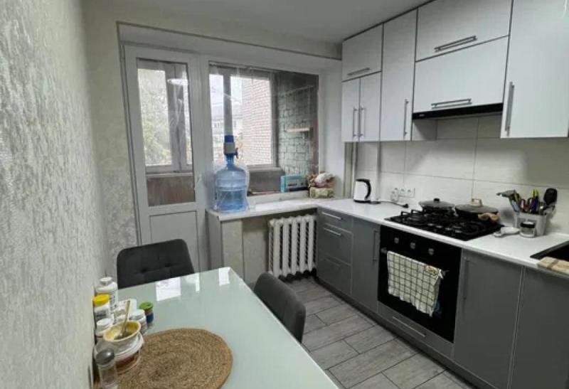 продам 2-к.квартиру .4/12