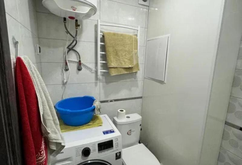 продам 2-к.квартиру .4/12