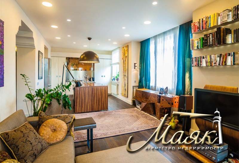 Двухуровневая квартира в элитном, охраняемом коттеджном поселке.