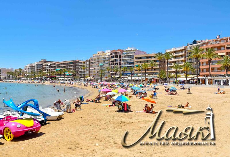 В продаже студия в районе Плая дэль Кура города Торревьеха