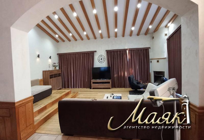 Купить дом на берегу Днепра в Запорожье, с Приднепровское.