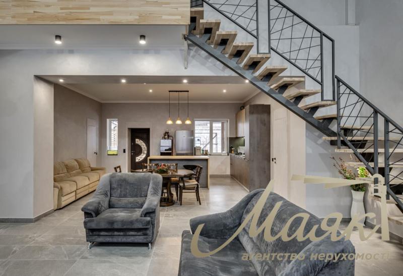 Дом на Бородинском. 