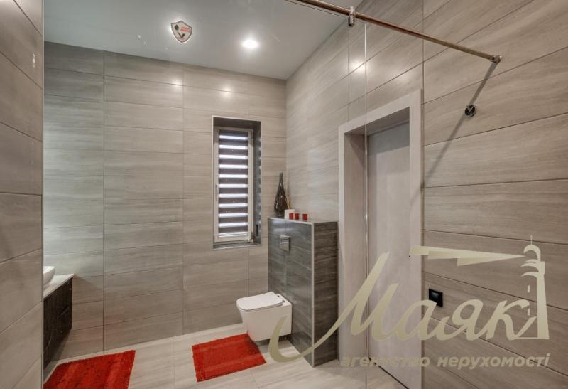 Дом на Бородинском. 