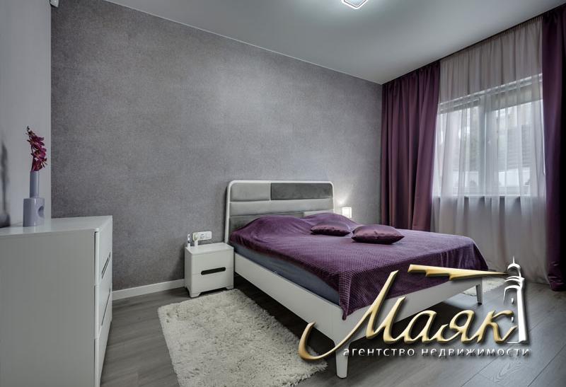 Новый эксклюзивный одноэтажный дом на Форуме