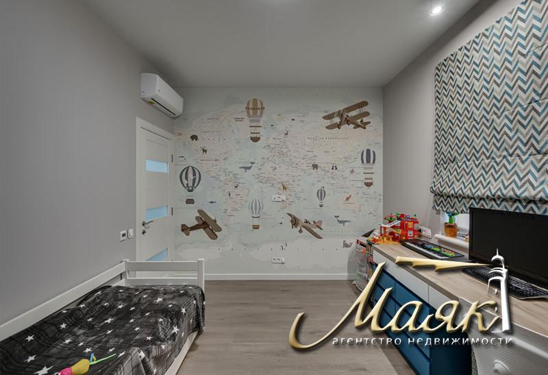 Новый эксклюзивный одноэтажный дом на Форуме