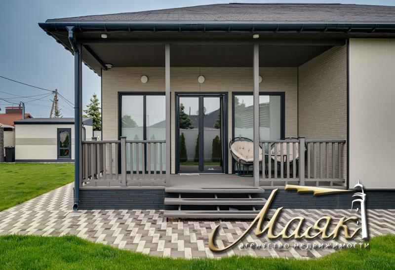 Новый эксклюзивный одноэтажный дом на Форуме