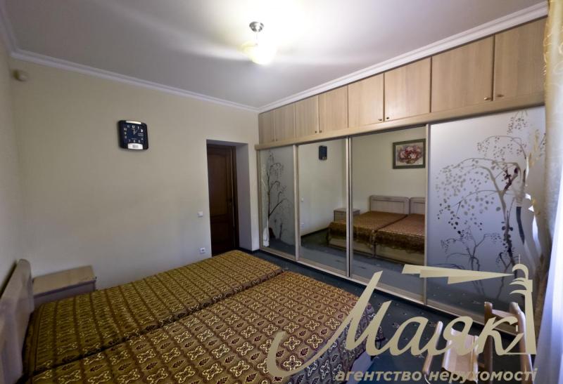 Продаж елітного 2-поверхового будинку 